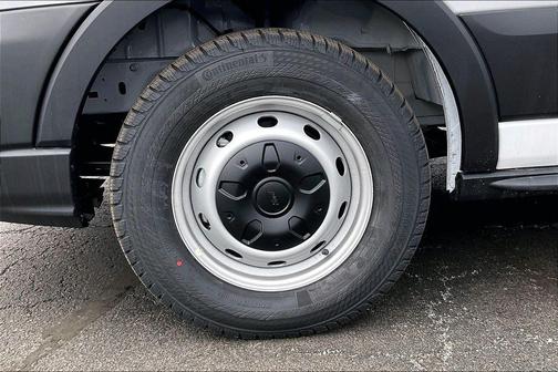 Oxford White 2026 Ford Transit-250 Base