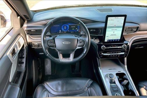 2023 Ford Explorer Platinum