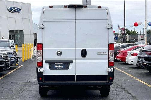 Bright White Clearcoat 2025 RAM ProMaster 2500 Tradesman
