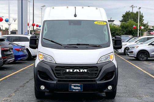 Bright White Clearcoat 2025 RAM ProMaster 2500 Tradesman