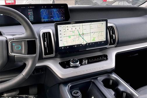 2025 Ford Expedition Max Active 4x4