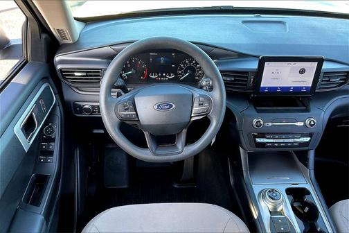 2020 Ford Explorer Base