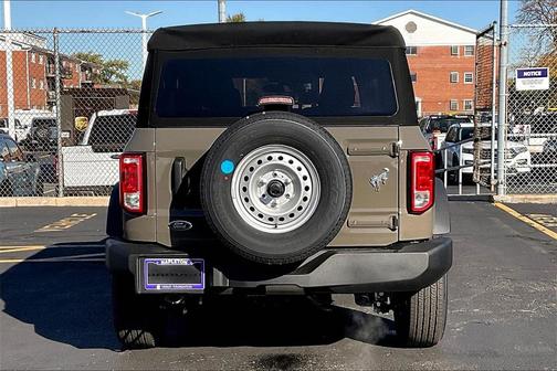 2025 Ford Bronco Base