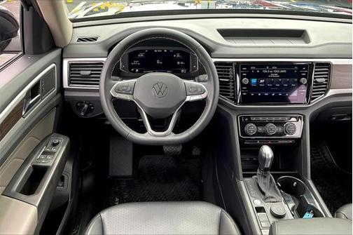 2023 Volkswagen Atlas 3.6L SE w/Technology