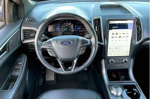 2022 Ford Edge ST Line