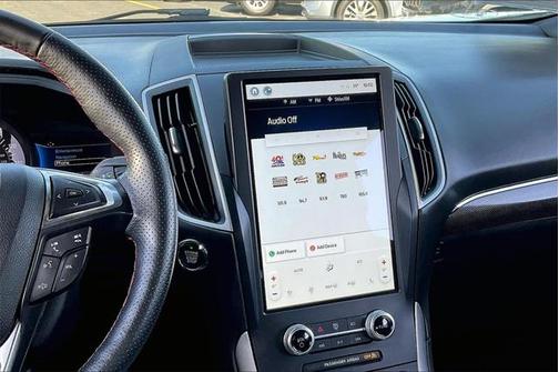 2022 Ford Edge ST Line