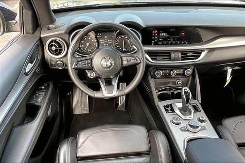 Vulcano Black Metallic 2023 Alfa Romeo Stelvio Veloce AWD