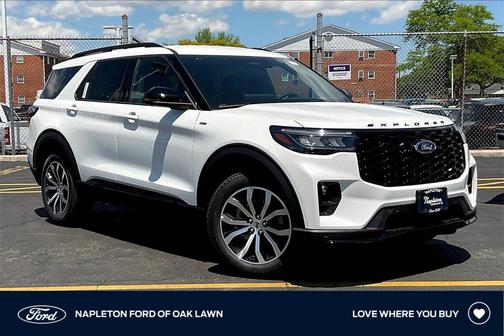 2025 Ford Explorer ST-Line