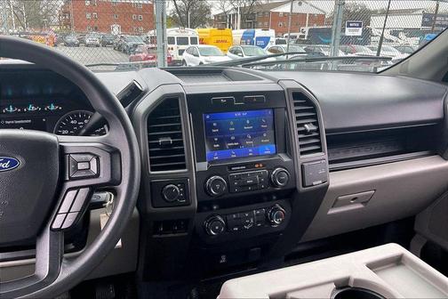 Oxford White 2022 Ford F-250 XL