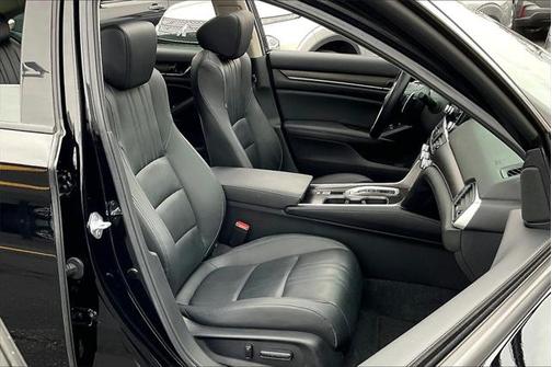 2022 Honda Accord Touring 2.0T