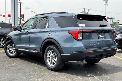 2025 Ford Explorer Active