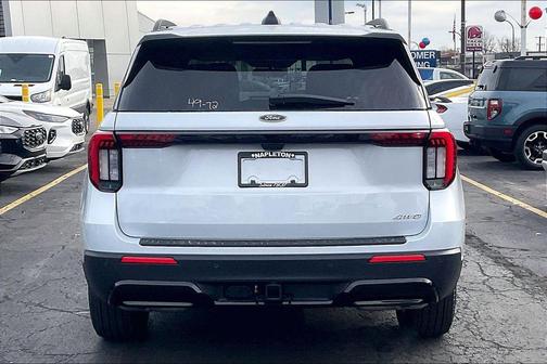 2026 Ford Explorer ST-Line