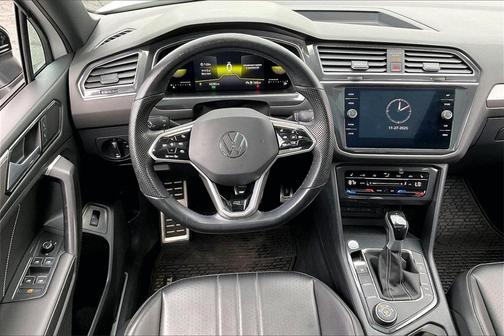 2022 Volkswagen Tiguan 2.0T SE R-Line Black 4MOTION