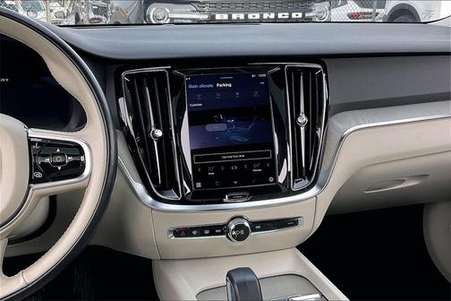 2024 Volvo S60 B5 Plus Dark Theme