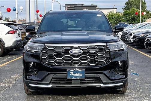 Agate Black Metallic 2026 Ford Explorer Platinum