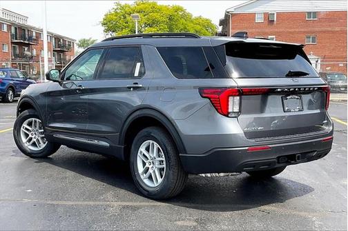 2025 Ford Explorer Active