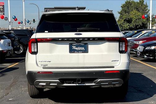 2025 Ford Explorer Active