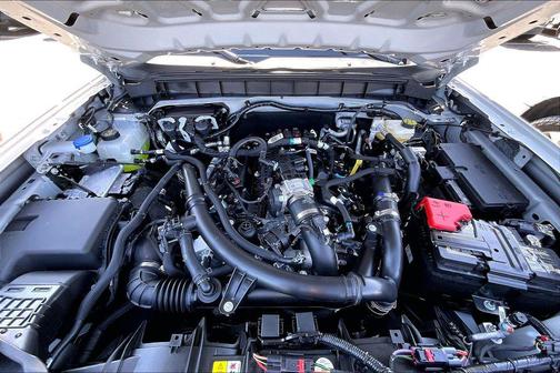 Avalanche 2026 Ford Bronco Outer Banks