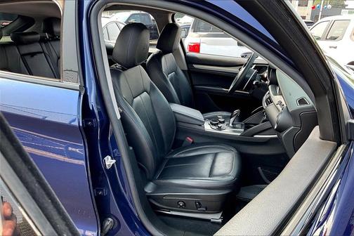 2018 Alfa Romeo Stelvio Sport