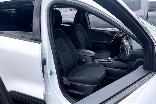Oxford White 2023 Ford Escape Active