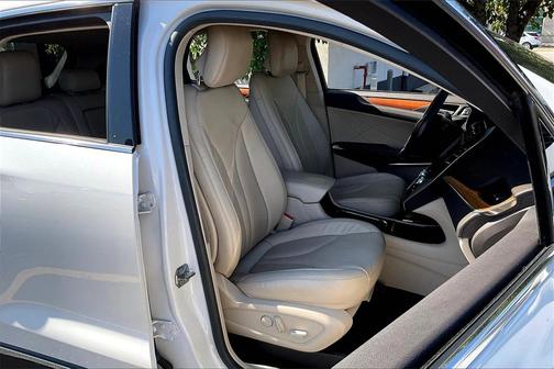 2017 Lincoln MKC Select