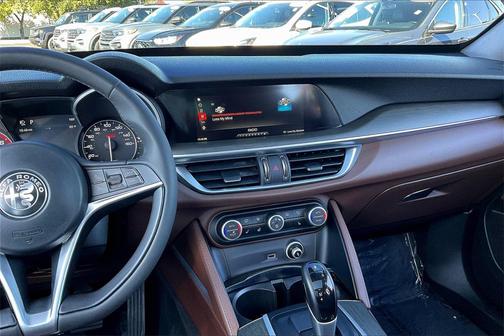 2018 Alfa Romeo Stelvio Ti