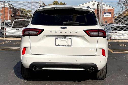 2023 Ford Escape ST-Line Elite