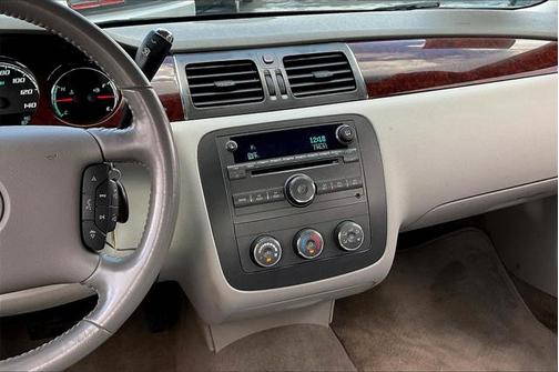 2011 Buick Lucerne CX