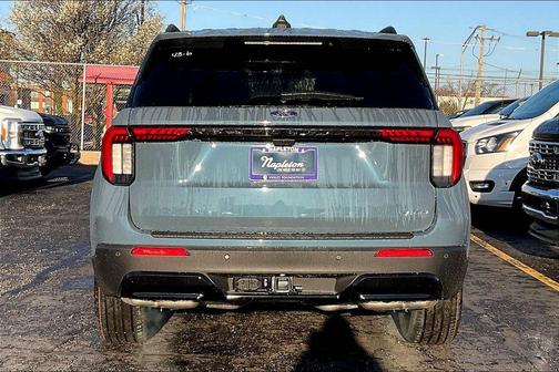 Vapor Blue Metallic 2026 Ford Explorer ST-Line