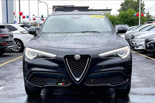 Vulcano Black Metallic 2018 Alfa Romeo Stelvio Ti