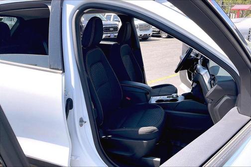 Oxford White 2023 Ford Escape Active