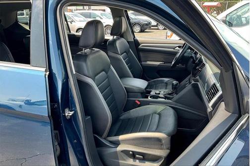 2021 Volkswagen Atlas 3.6L SEL Premium