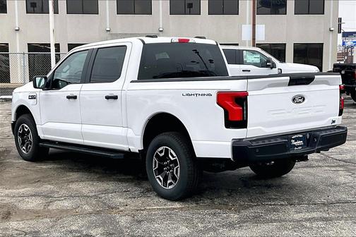 2024 Ford F-150 Lightning Pro