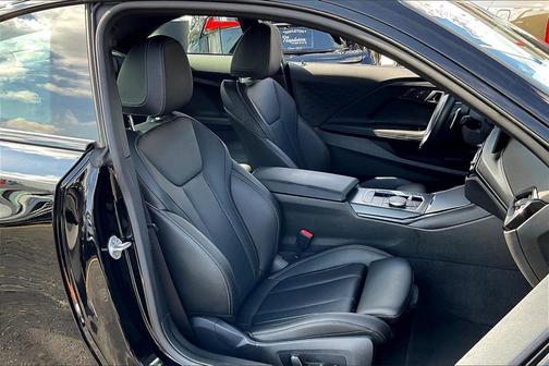 2024 BMW 230 i xDrive