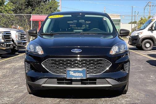 Agate Black Metallic 2022 Ford Escape SE