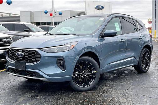 2026 Ford Escape ST-Line Elite