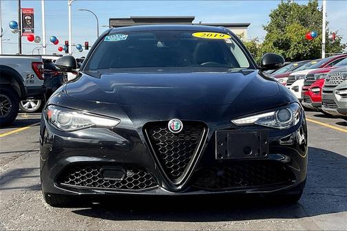 2019 Alfa Romeo Giulia Base
