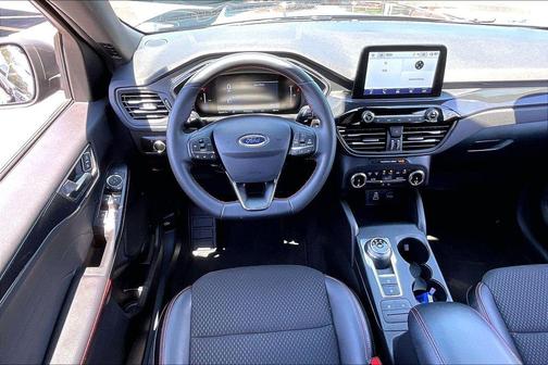 Agate Black Metallic 2025 Ford Escape ST-Line