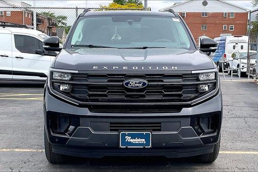Agate Black Metallic 2026 Ford Expedition Max Active 4x4