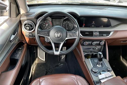 2018 Alfa Romeo Stelvio Ti Lusso