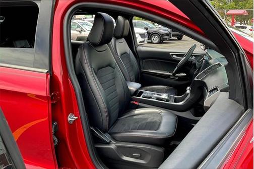2024 Ford Edge ST Line