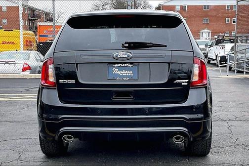 Tuxedo Black Metallic 2013 Ford Edge Sport