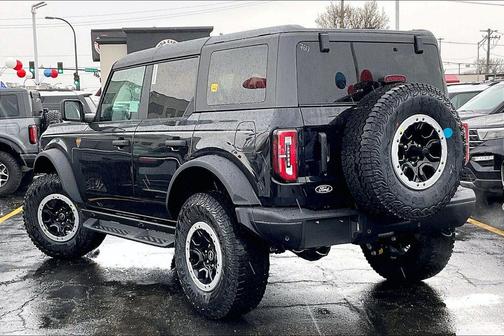 Shadow Black 2026 Ford Bronco Badlands