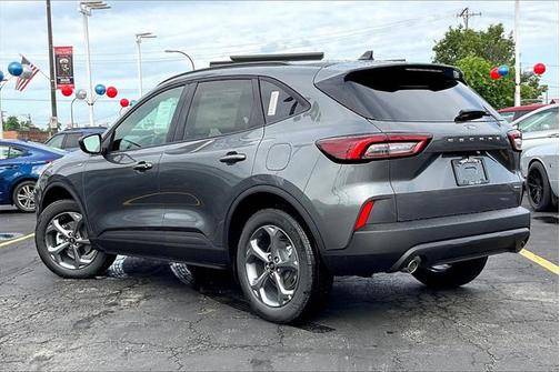 2025 Ford Escape ST-Line Select