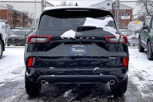 2026 Ford Escape ST-Line Elite