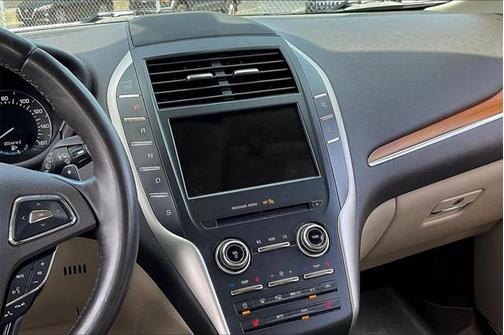 2018 Lincoln MKC Select