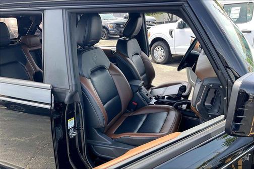 Shadow Black 2024 Ford Bronco Outer Banks