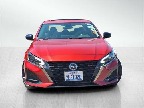 2024 Nissan Altima SR FWD