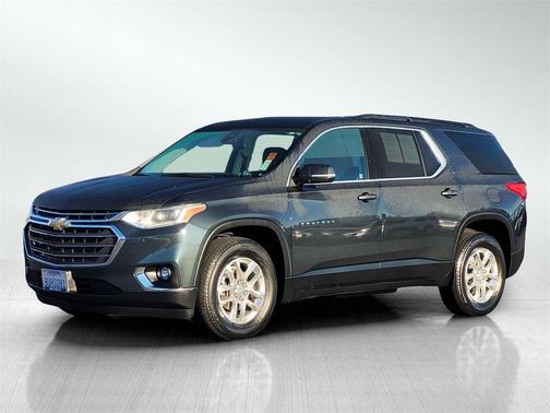 2021 Chevrolet Traverse LT Cloth