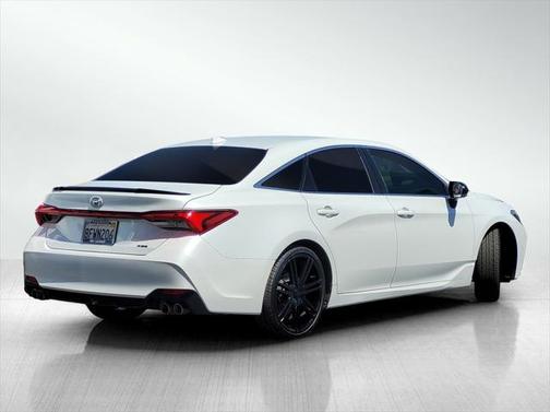 2019 Toyota Avalon XSE